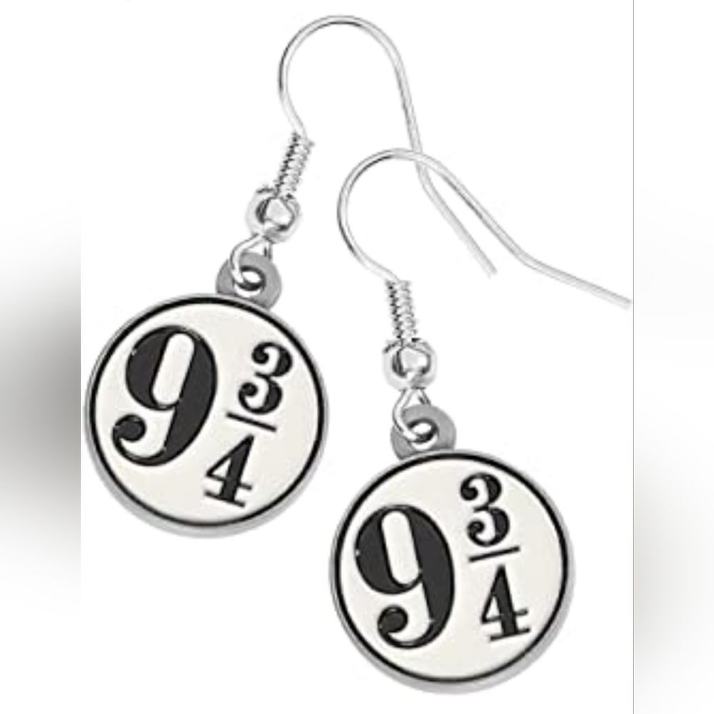 NWT Harry Potter Platform 9 3/4 Dangling Earrings